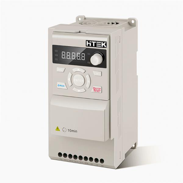 اینورتر سه فاز 5.5KW هایتک سری F100